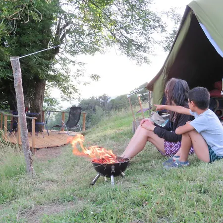 Tente Confort En Zone Naturelle Et Moyenne Montagne * Thiézac