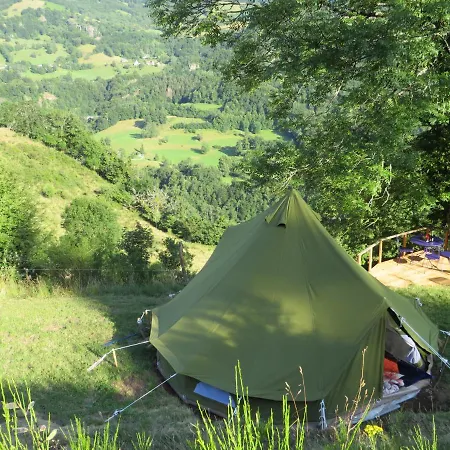 Tente Confort En Zone Naturelle Et Moyenne Montagne Thiézac