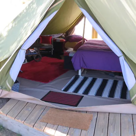 Tente Confort En Zone Naturelle Et Moyenne Montagne *